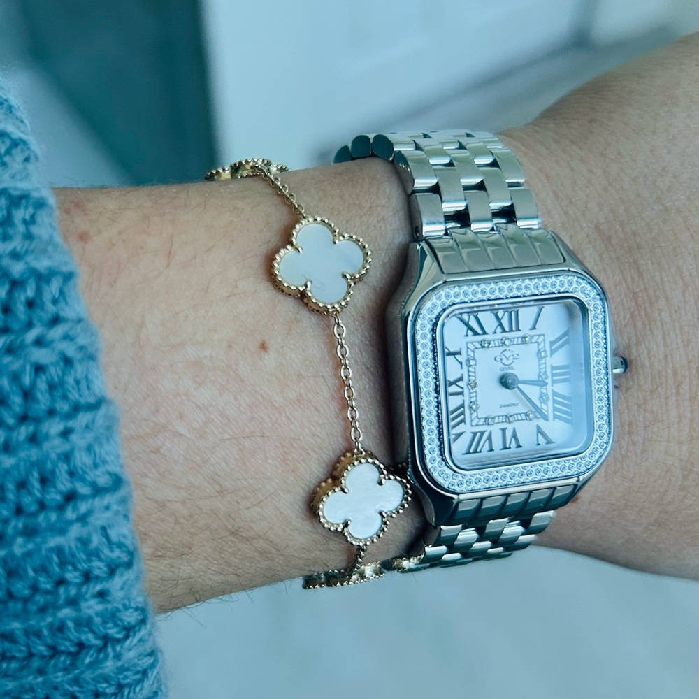 14K YG Clover Motif Bracelet - Mother of Pearl & Solid Gold 💛🤍💛